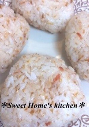 梅おかか味噌おにぎり♥お弁当やお昼に♪-レシピのメイン写真