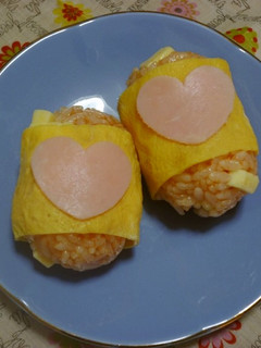 チーズinオムライスおにぎり-レシピのメイン写真