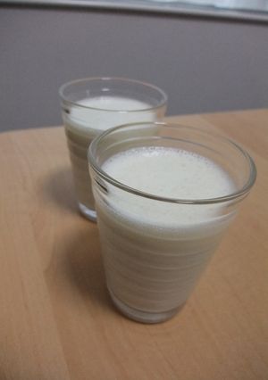 甘さ控えめ爽やかラッシー。-レシピのメイン写真