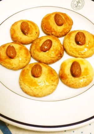 ソフトな食感♪アーモンドハニークッキー-レシピのメイン写真