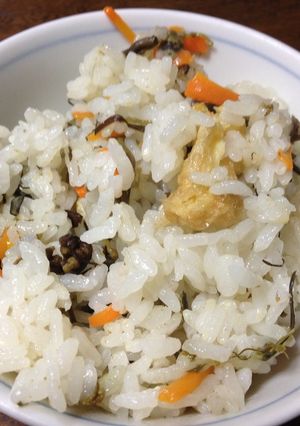 ワラビの炊き込みご飯-レシピのメイン写真