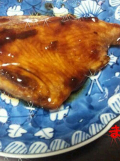 蒲焼きのたれで★簡単ぶりの照り焼き-レシピのメイン写真