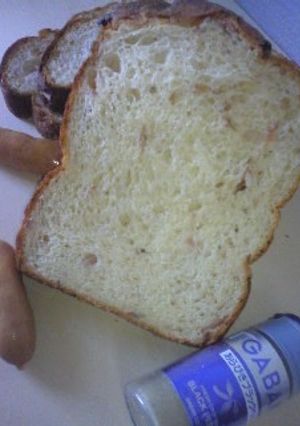 ＨＢでもちふわジャーマンポテトな食パン-レシピのメイン写真