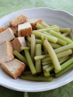 楽らく!つわぶきと厚揚げのめんつゆ煮-レシピのメイン写真