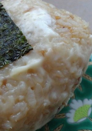 大人味おにぎり・・ﾁｰｽﾞおかか-レシピのメイン写真