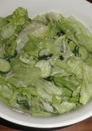 レタスとシラスのサラダ＠塩麹ドレッシング-レシピのメイン写真