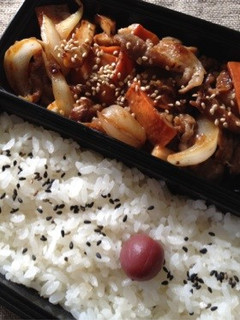 お弁当に☆醤油麹で豚コマ炒め-レシピのメイン写真