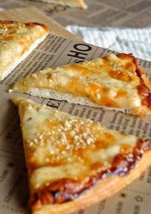 胡麻たっぷりマヨ醤油ピザ-レシピのメイン写真