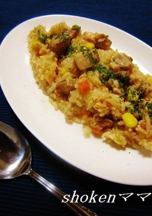 切って入れるだけ！炊き込みチキンライス♪-レシピのメイン写真