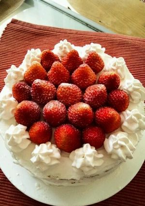 いちごづくしのバースデイケーキ-レシピのメイン写真