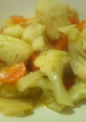 カリフラワーと人参のホット煮-レシピのメイン写真