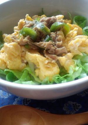 甘辛シーチキンと塩麹いり卵の麦ご飯朝丼-レシピのメイン写真