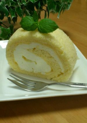 しっとりふわふわロールケーキ-レシピのメイン写真