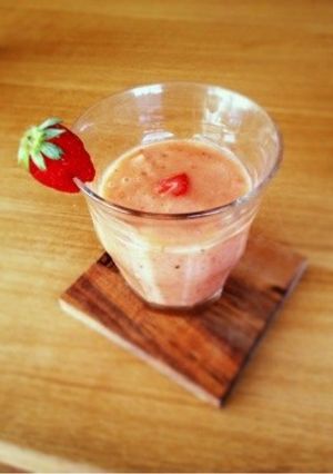 Row☆苺のふわふわスムージー-レシピのメイン写真
