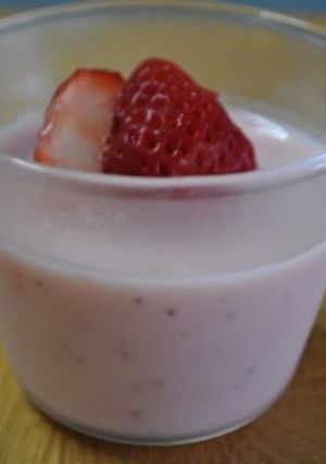 ストロベリーヨーグルトムース-レシピのメイン写真