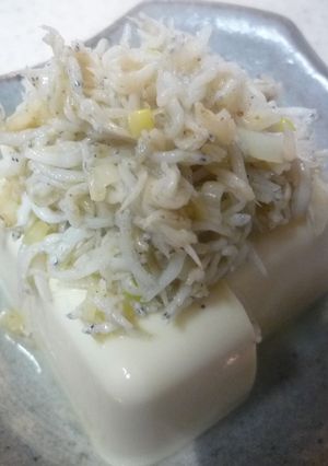 ♡☆しらすとねぎの花椒塩和えのせ♪冷奴-レシピのメイン写真