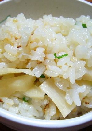 【ﾘﾒｲｸ】筍の煮物が余ったら炊込みご飯-レシピのメイン写真