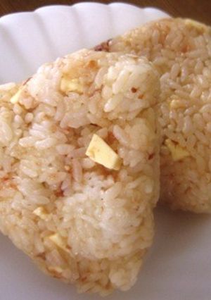 かつお節とチーズのおにぎり-レシピのメイン写真