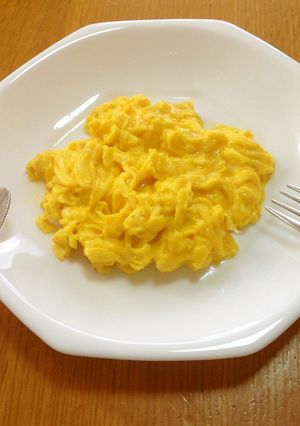 バター香る✾とろっとろスクランブルエッグ-レシピのメイン写真
