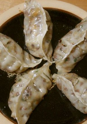 遠足弁当にも☆たかきび野菜餃子-レシピのメイン写真
