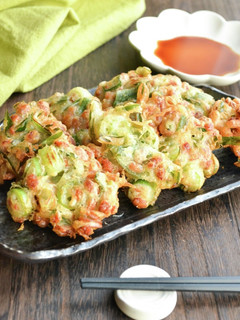 A picture of 納豆の天ぷら.