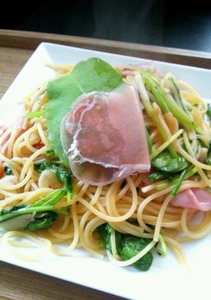 生ハムとルッコラの春色パスタ-レシピのメイン写真