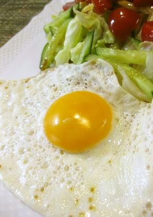 オッサンの一手間かけた目玉焼き-レシピのメイン写真
