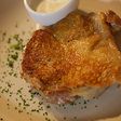鶏モモ肉のパリっと焼き ヨーグルトソース