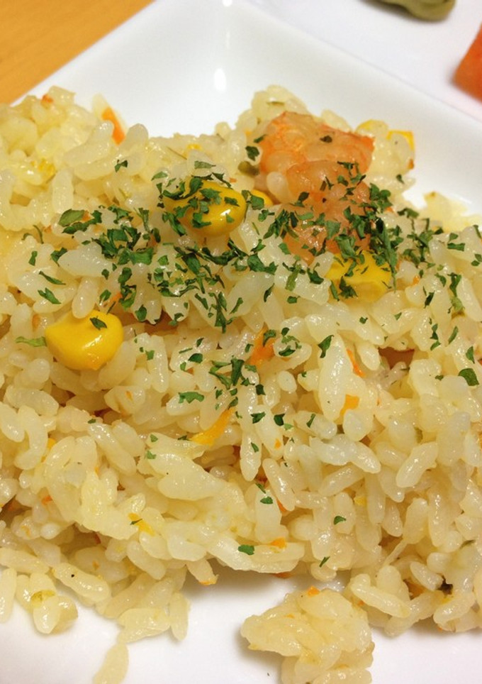 炊飯器で作るエビピラフ-レシピのメイン写真