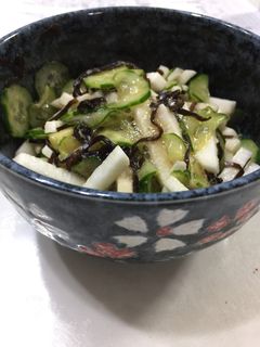 山芋と胡瓜の塩昆布和え小鉢-レシピのメイン写真