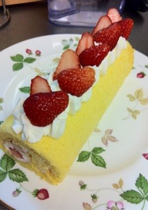 いちごの生ロール-レシピのメイン写真