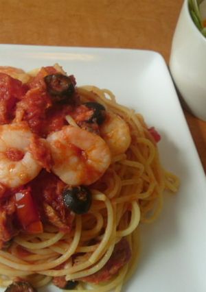 包丁いらず エビとツナのトマトパスタ-レシピのメイン写真