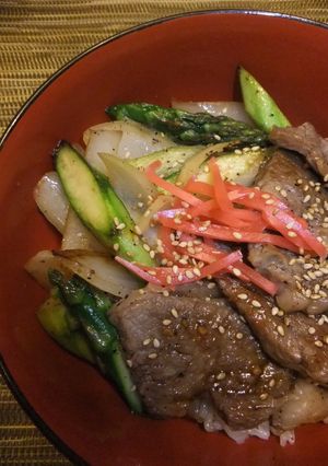 アスパラ・焼肉丼-レシピのメイン写真