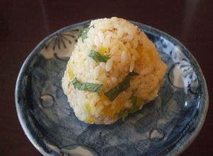 たくあんとシソのたぬきおにぎり♪-レシピのメイン写真