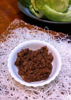 簡単！野菜たっぷり肉味噌のレタス包み-レシピのメイン写真