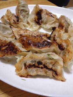 タレと味噌が美味!な餃子-レシピのメイン写真
