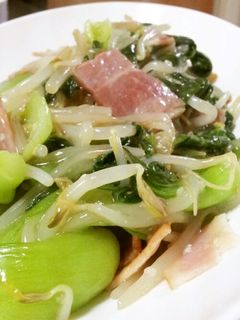 簡単☆チンゲンサイとモヤシの塩麹炒め-レシピのメイン写真