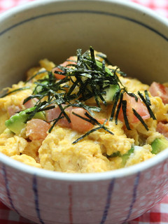 ちょっぴり洋風アボカド丼-レシピのメイン写真