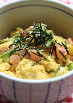 ちょっぴり洋風アボカド丼-レシピのメイン写真