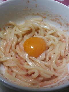 ワンボウル☆簡単!!明太釜玉うどん♪-レシピのメイン写真