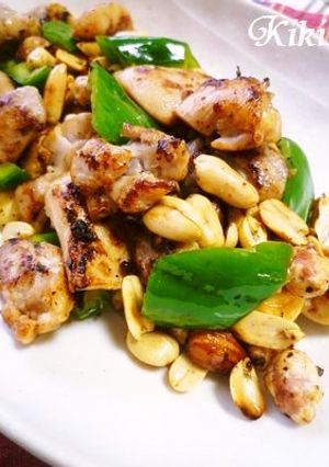 塩麹de鶏肉のミックスナッツ炒め-レシピのメイン写真