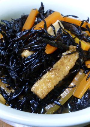 麺つゆで簡単☆ひじきの煮物-レシピのメイン写真
