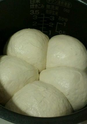 炊飯器でもっちりふっくら米粉パン-レシピのメイン写真