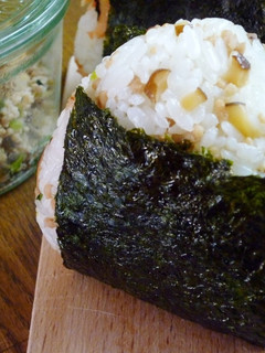 ”塩こうじ”入り♪そぼろ結び-レシピのメイン写真