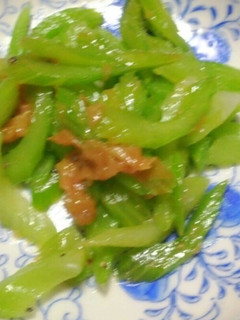 セロリ苦手な方も!セロリの梅和え-レシピのメイン写真