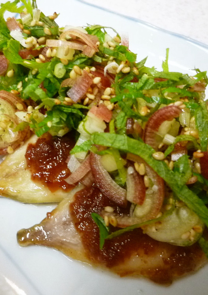 鯵の三枚おろしで♪梅焼き香味野菜のせ-レシピのメイン写真