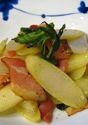 うど＆ベーコンのバター醤油炒め-レシピのメイン写真