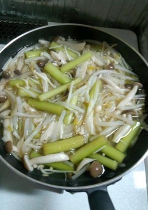 あっさり!つわの煮物-レシピのメイン写真