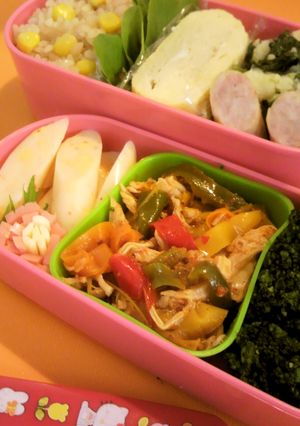 ＸＯ醤で蒸し鶏とカラーピーマンの中華和え-レシピのメイン写真