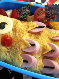 鯉のぼりのオムライス弁当(キャラ弁)-レシピのメイン写真